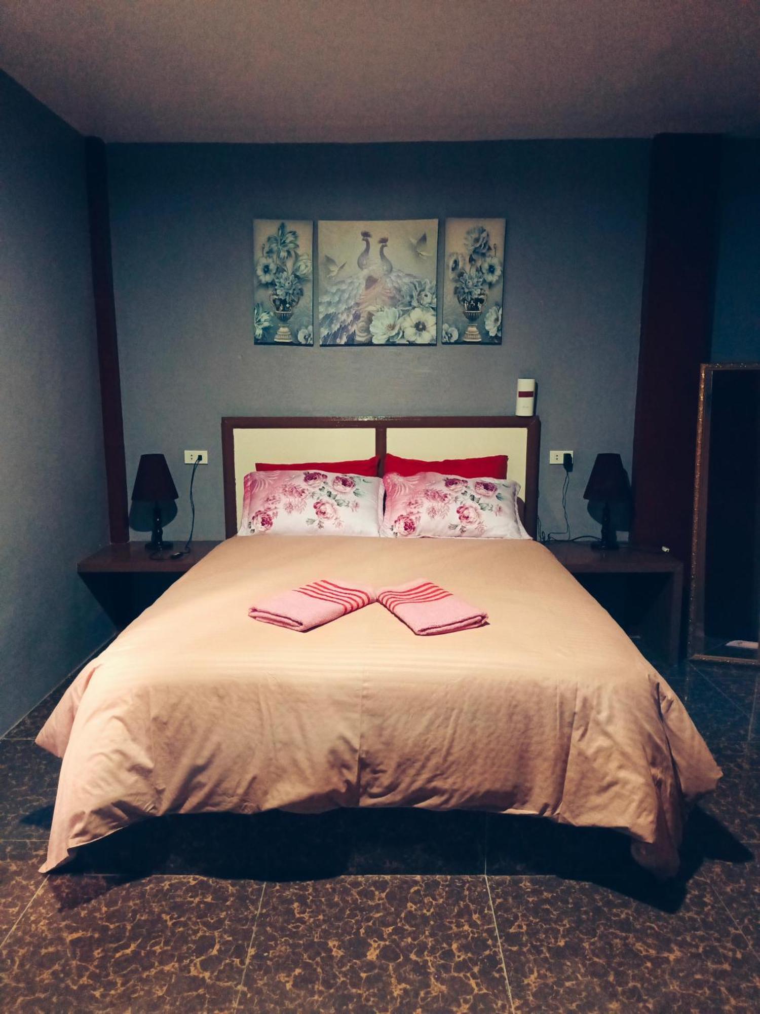 Peace Lily Studio Apartments Panglao Eksteriør billede